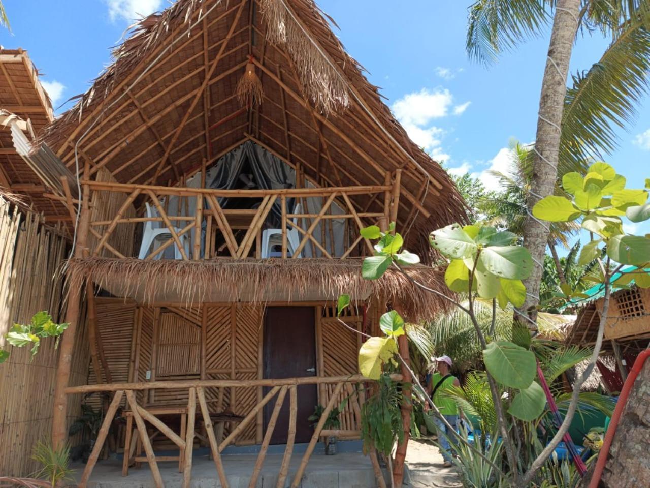 8 Star Paradise Locaroc Esterno foto